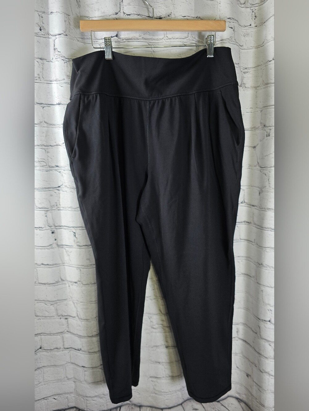 Athleta Black‎ Elation Pants Size XL